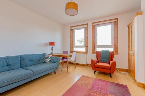 23/5 Redbraes Place, Edinburgh, EH7 4LH