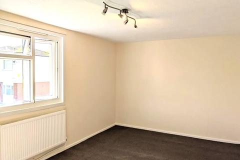 2 bedroom flat for sale, Woodstock Walk, Bradford  BD5