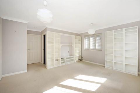 5 Carman Court, Tring, HP23 4RT