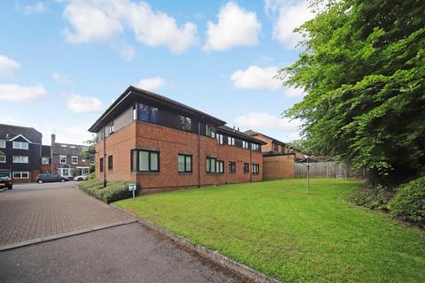 5 Carman Court, Tring, HP23 4RT