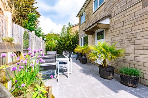 Hampton House Westrip Lane, Stroud, GL5 4RZ