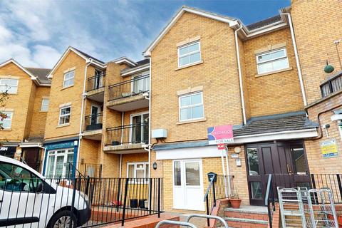 2 bedroom apartment for sale, Osier Drive, Basildon, SS15