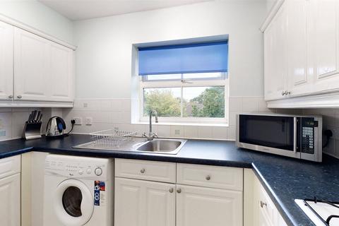 33 Osier Drive, Basildon, SS15 4HP