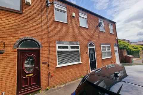 3 bedroom terraced house to rent, Mercer Street, Newton-le-Willows, WA12