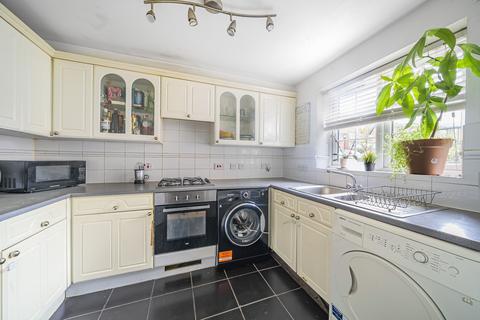 30 Elizabeth Fry Place, London, SE18 4LA