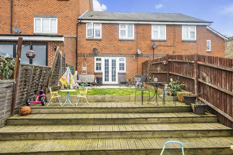 30 Elizabeth Fry Place, London, SE18 4LA
