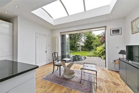 50 Taylor Avenue, Richmond, TW9 4ED