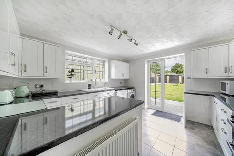 4 bedroom detached house for sale, Eynsford Road, Farningham, Dartford
