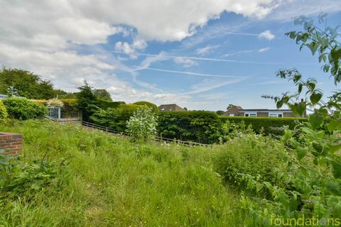 2 bedroom bungalow for sale, Rotherfield Avenue, Bexhill-on-Sea, TN40