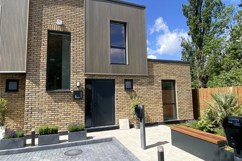 2 bedroom terraced house for sale, Primrose Mews, Harrow Road, Wembley, HA0