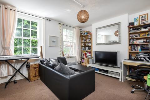 1 bedroom flat to rent, Cobourg Road, London SE5