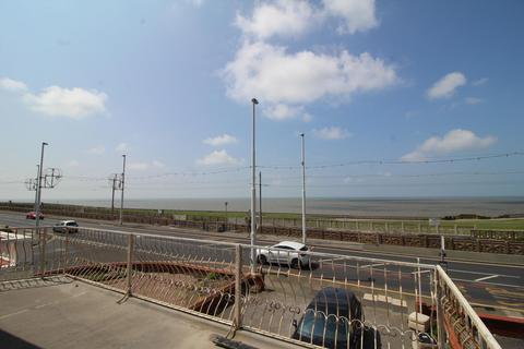 1 bedroom flat for sale, Queens Promenade, Blackpool FY2