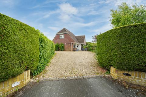 3 bedroom detached house for sale, Highfield Road, Tilehurst, Reading