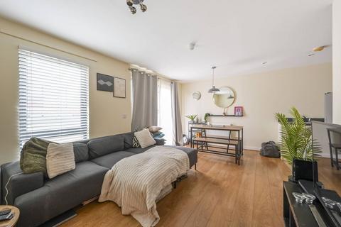 2 bedroom flat for sale, Jude Street, E16, Canning Town, London, E16