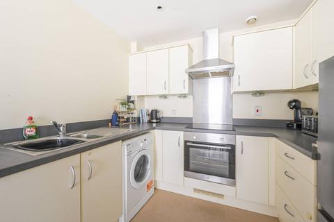 2 bedroom flat for sale, Jude Street, E16, Canning Town, London, E16