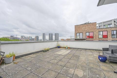 2 bedroom flat for sale, Jude Street, E16, Canning Town, London, E16