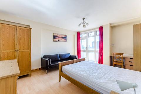 3 bedroom flat to rent, Gee Street, Clerkenwell, London, EC1V