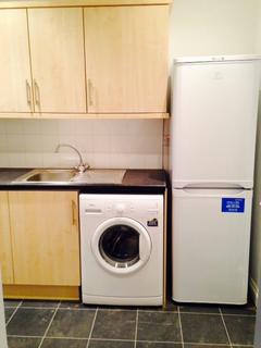 1 bedroom flat to rent, Dalcross Pass, Partick - Abvaialble 10th July 2024