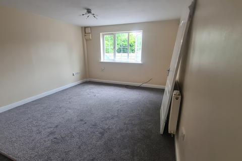 2 bedroom apartment to rent, Cliffefield View, Swinton S64