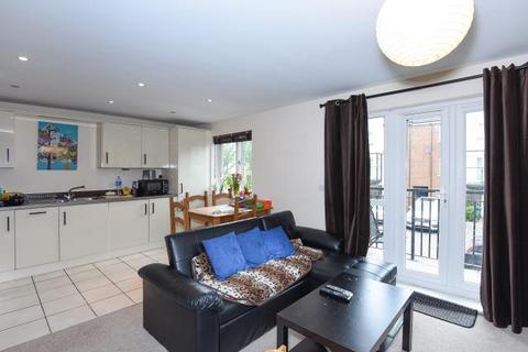 2 bedroom flat for sale, High Wycombe,  Buckinghamshire,  HP13