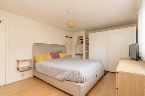 59 Captains Drive, Edinburgh, EH16 6QN