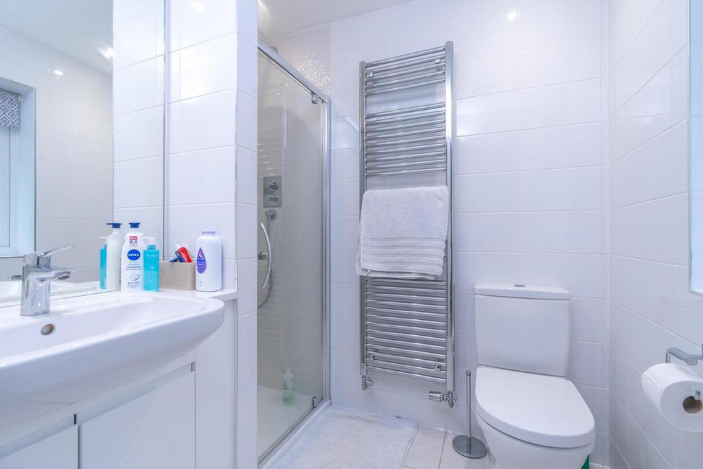 Ensuite