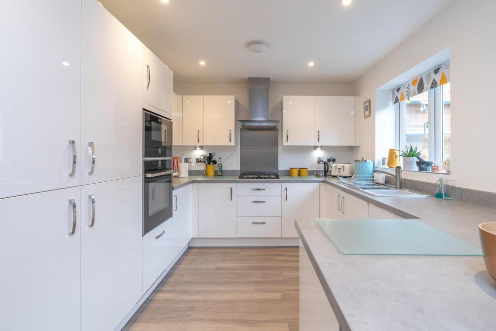 Breakfast Kitchen
