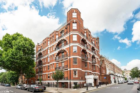 3 bedroom flat for sale, Cheniston Gardens, High Street Kensington, London, W8