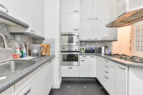 3 bedroom flat for sale, Cheniston Gardens, High Street Kensington, London, W8