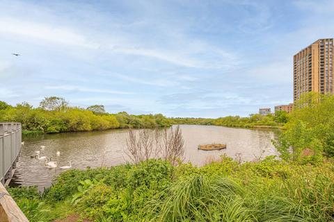 2 bedroom flat for sale, Moorhen Drive, Hendon, London, NW9