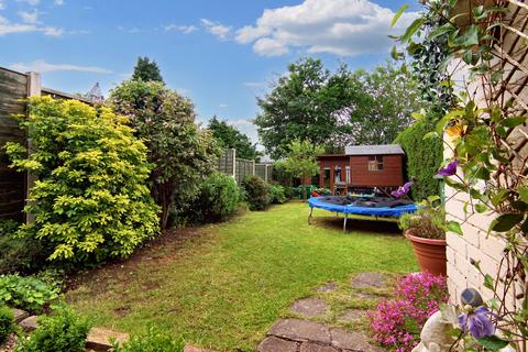 47 Barnfield Avenue, Allesley, Coventry, CV5 9GD