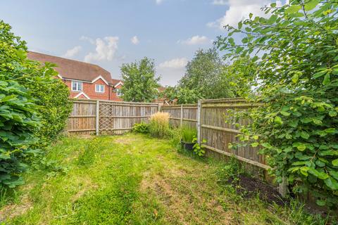 10 Loop Road, Woking, GU22 9BQ