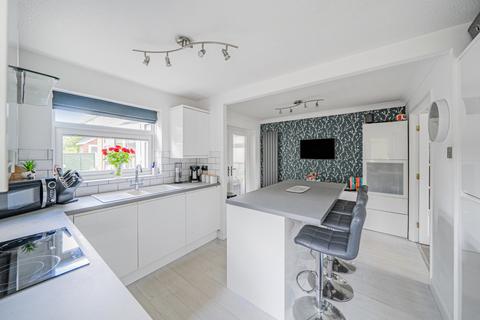 3 bedroom detached house for sale, Hare Farm Close, Farnley, Leeds, LS12