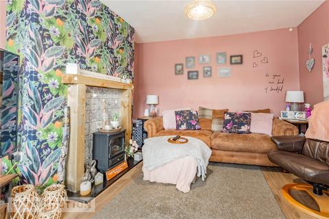 70 Grasmere Road, Royton, Oldham, OL2 6SJ