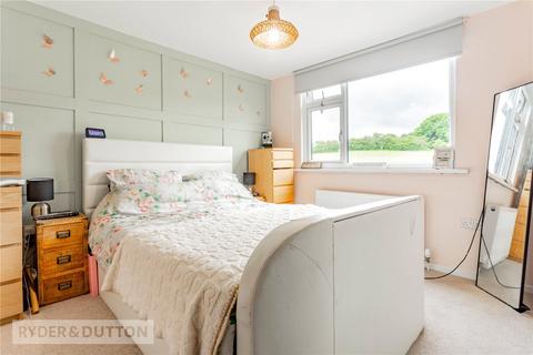 70 Grasmere Road, Royton, Oldham, OL2 6SJ