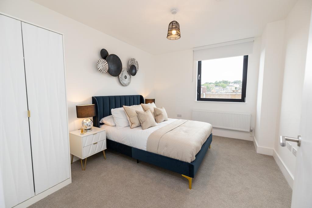 Waterfront 2 Bed 7 L7 A9892.jpg