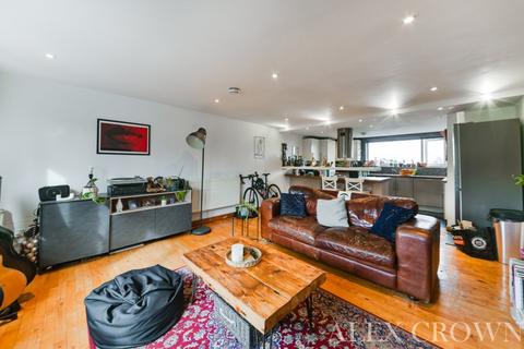 2 bedroom flat for sale, St James's Lane, Muswell Hill