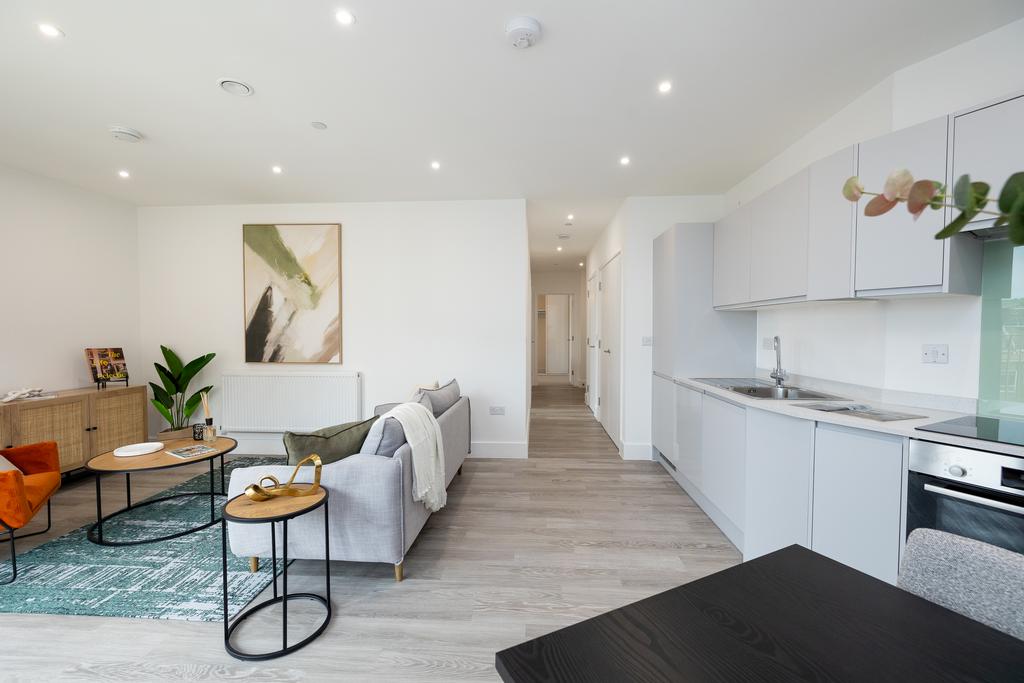 Waterfront 2 Bed 7 L7 A9948.jpg
