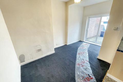 1 bedroom ground floor flat for sale, Marshall Wallis Road, Laygate, South Shields, Tyne and Wear, NE33 5PW