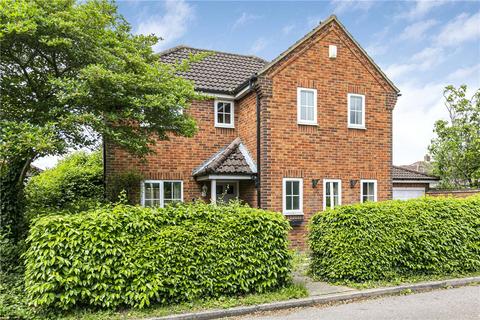 3 bedroom detached house for sale, Kingsley Court, Welwyn Garden City, Hertfordshire