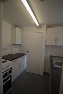 1 bedroom flat to rent, Kings Avenue, Watford