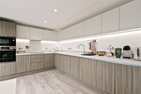 Flat 2/1, 30 Castlegate Avenue, Dumbarton, G82 1AL
