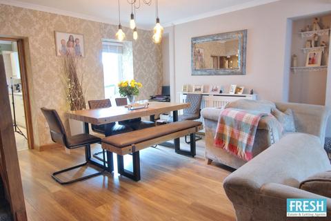 19 Burrows Road, Skewen, Neath, SA10 6AE
