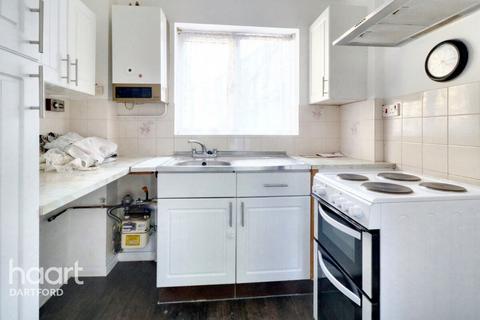136 Knights Manor Way, Dartford, DA1 5SP