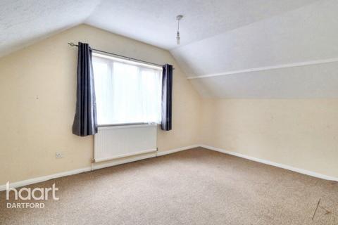 136 Knights Manor Way, Dartford, DA1 5SP