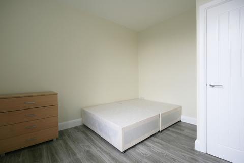 1 bedroom flat to rent, Cranbrook Road, Ilford, Essex, IG1