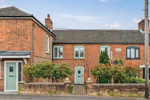 3 bedroom terraced house for sale, Winchester Road, Waltham Chase, Southampton, Hampshire, SO32
