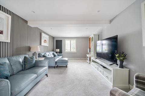 3 bedroom terraced house for sale, Winchester Road, Waltham Chase, Southampton, Hampshire, SO32