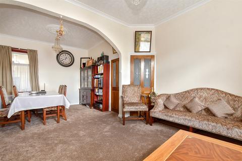 3 bedroom end of terrace house for sale, Waghorn Road, London