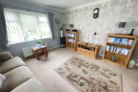 1 bedroom mobile home for sale, North Drive, Wootton Hall, Henley-in-arden B95